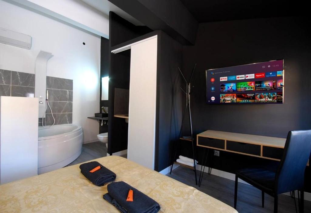 Charmant Studio Baignoire Narbonne Exteriör bild